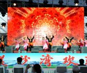 沙湾市：“璀璨沙湾”文艺晚会精彩上演