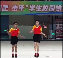 塔城地区首届“奔跑吧·少年”学生校园跳绳联赛