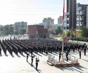 沙湾市举行庆祝中华人民共和国成立75周年升国旗仪式