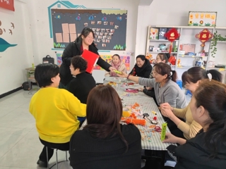 网络中国节·元宵丨沙湾市凯旋街道：彩灯谜韵闹元宵 阖家欢乐庆团圆