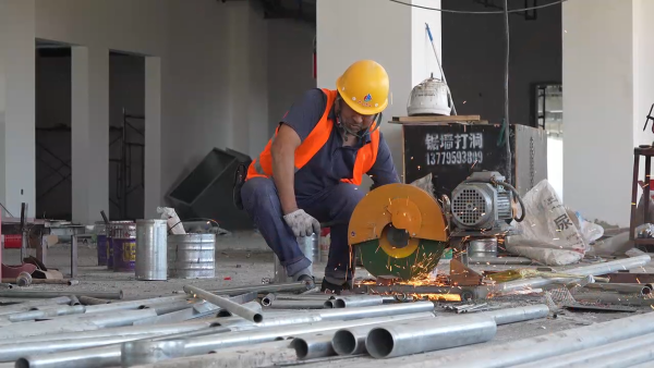 实干争先 向“新”而行 | 沙湾市农产品批发市场建设项目一期预计7月底竣工验收