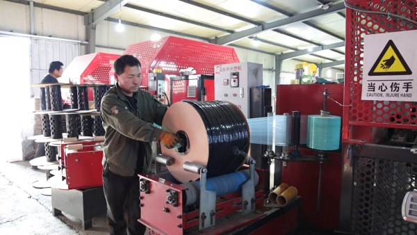 实干争先 向“新”而行丨沙湾市：备春耕 农资企业生产忙