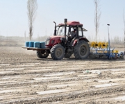 能力提升·奋进争先丨沙湾市“中国辣椒之乡”播种忙 机械化助力丰产丰收