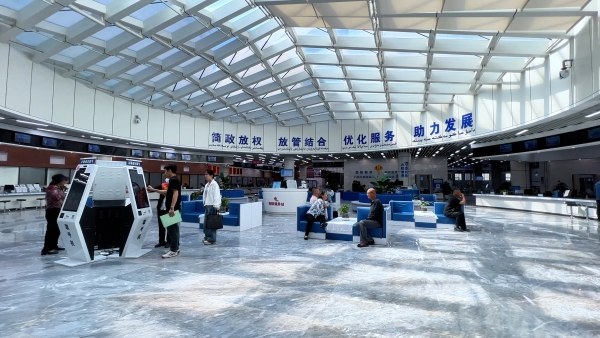 能力提升·奋进争先|沙湾市：深耕“放管服”改革斩获全疆榜首——沙湾市打造优质政务服务样板