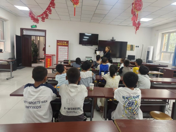 沙湾市乌兰乌苏镇：书香润童心 阅读伴成长